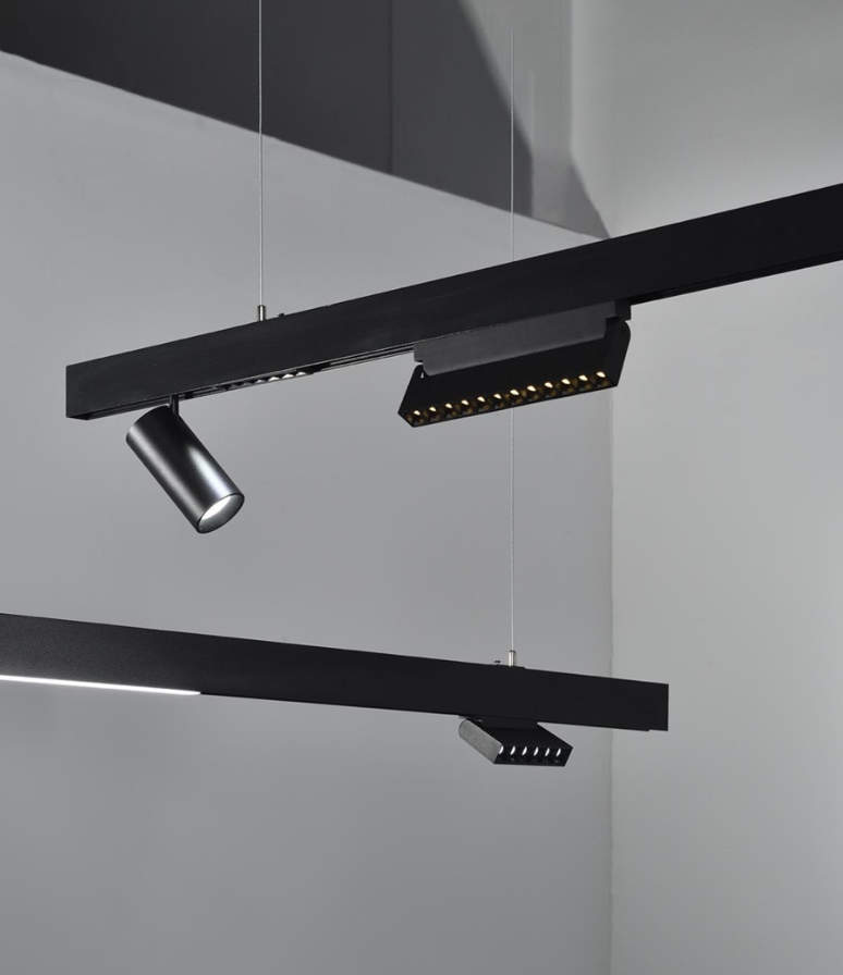 Riel Imantado Negro para Montaje en techo/superficie 